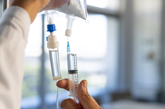 Benefits of IV Drip Therapy: Risks & Who Needs It | Kosmoderma